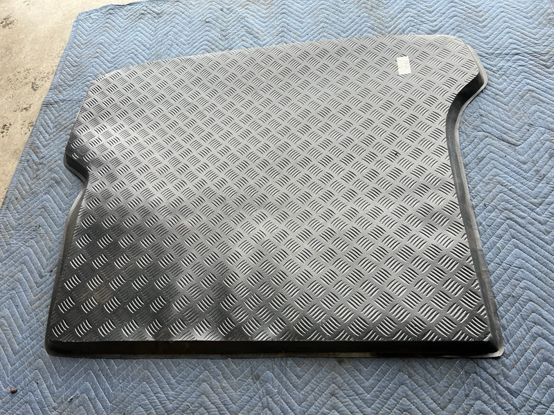 1998-2000 Volvo V70R V70 Wagon Rear Cargo All Weather Floor Mat Black OEM #4073E