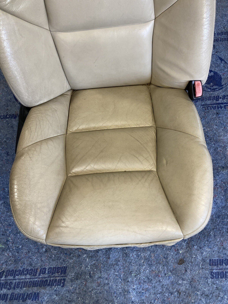 2005-2007 Volvo S60R S60 V70R Front Right Passenger Leather Seat Power OE #1286M