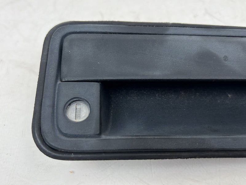 1995-1998 Chevrolet GMC C/K Passenger Right Exterior Door Handle OEM