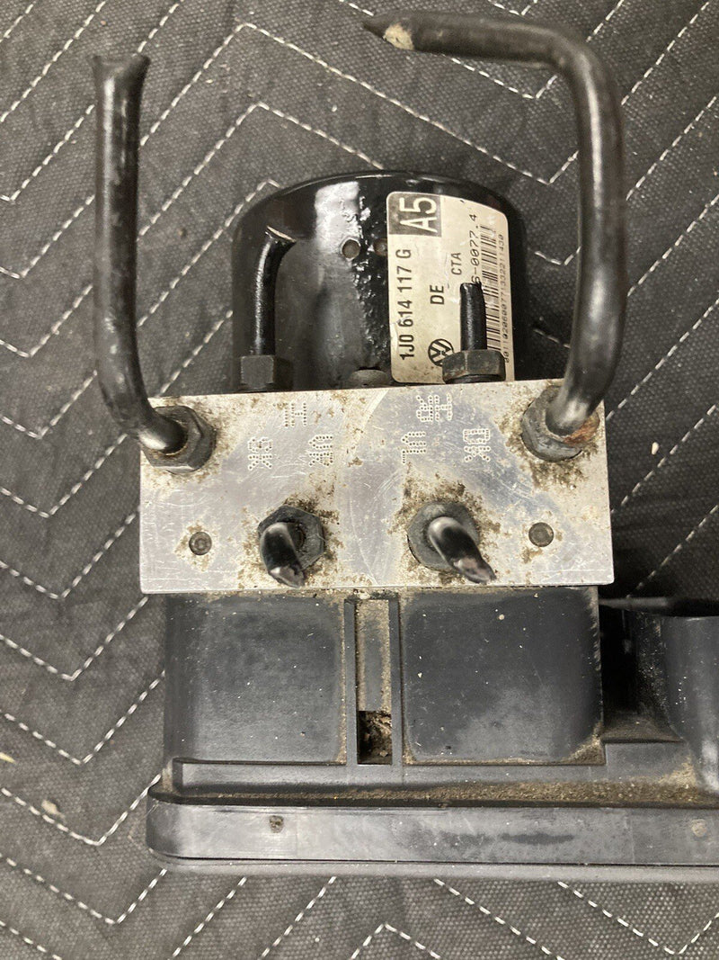 1999-2005 Volkswagen VW Jetta MK4 Anti Lock ABS Brake Module Pump OEM #2424M