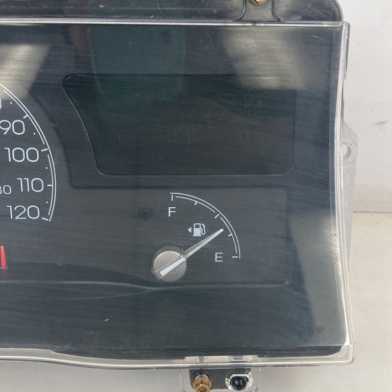 2002-2005 Lincoln Town Car Signature Gauge Cluster F8VF-10A855-A OEM #5124M