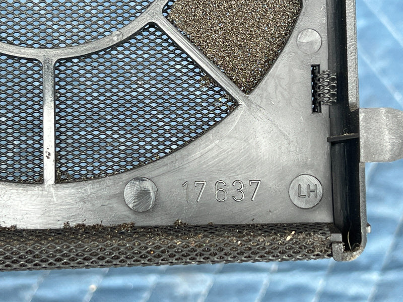 1989-1995 Volvo 740 940 Sedan Front LH & RH Speaker Grille Cover Pair OE #3765EM