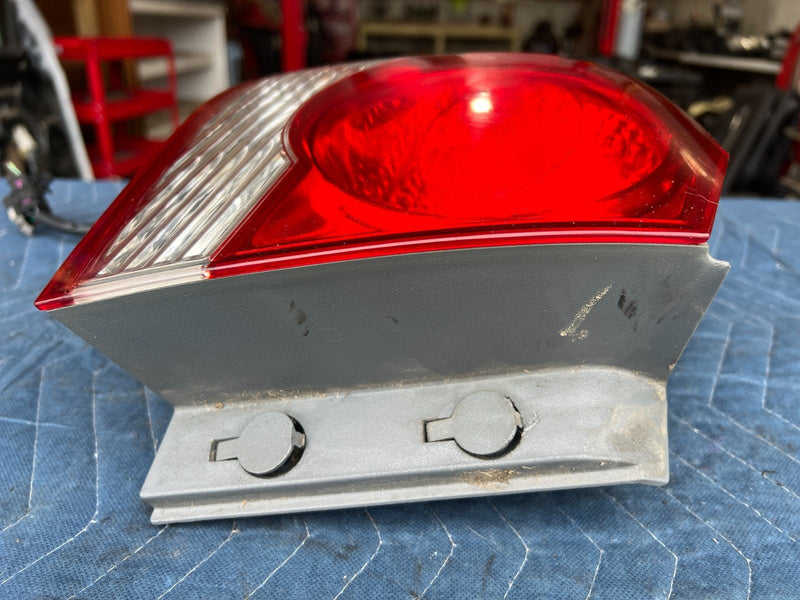 2012-2015 Chevy Cruze Rear Driver Left LH Tail Light Assembly 3057K #2219CN