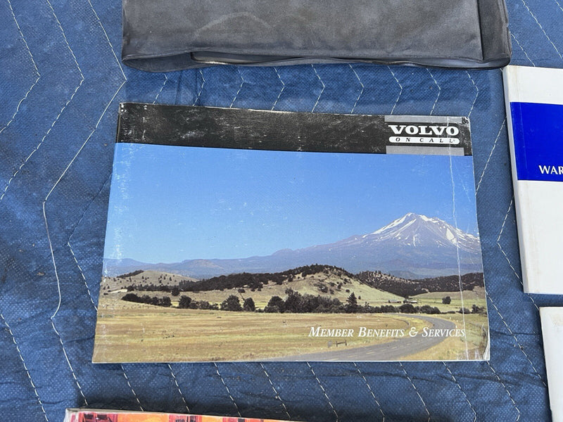1999 Volvo V70R V70 S70 Owners Manual Booklet Set w/Holder OEM #4162E