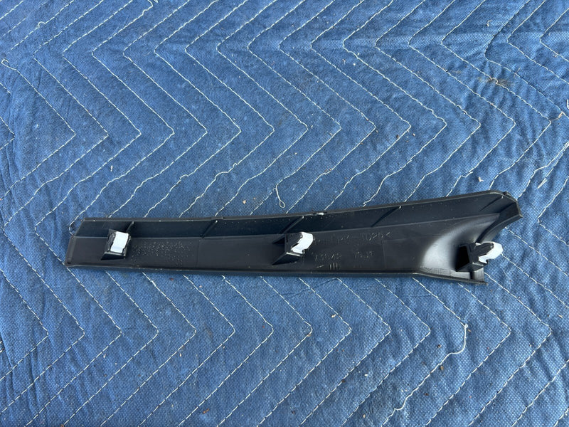 2010-2013 Suzuki SX4 Hatchback 73842-79J1 Front Passenger A Pillar Cover #1339CN