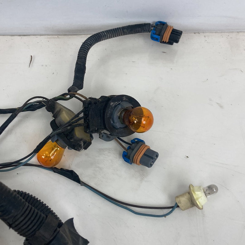 1995-1998 Chevrolet Silverado 2500 GMT400 Wiring Harness Front Bumper Light OEM
