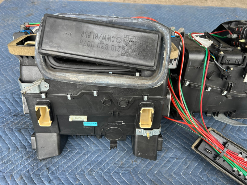 1998-2003 Mercedes W210 E320 HVAC Climate Heater Core Blower Box OEM #4726EM