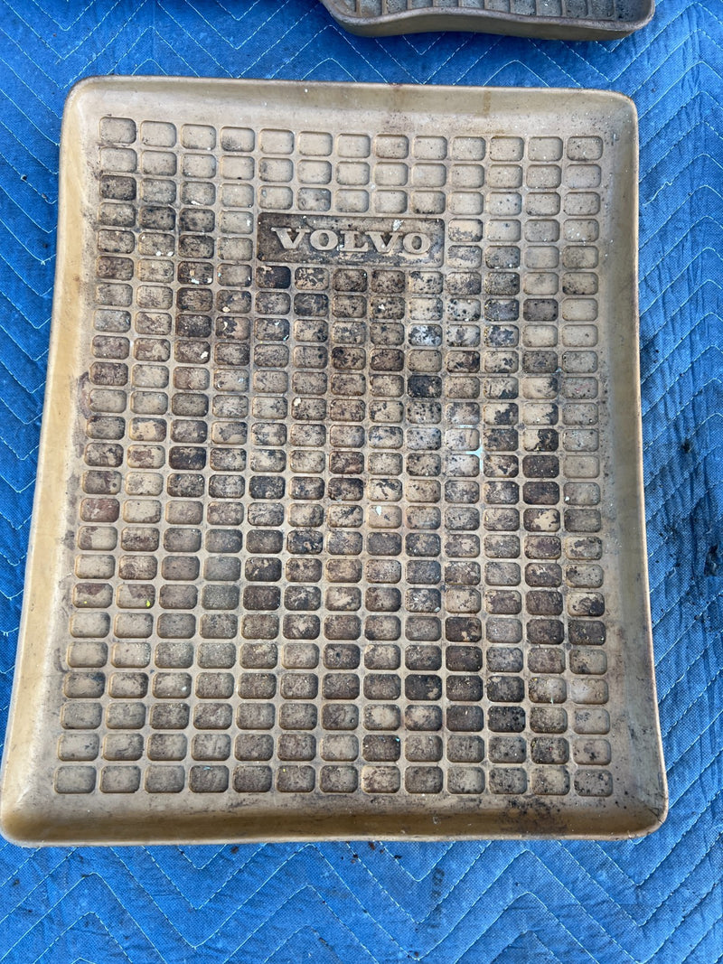 1986-1993 Volvo 240 244 Sedan Waffle Molded Floor Mat All Weather Set OE #4241EM