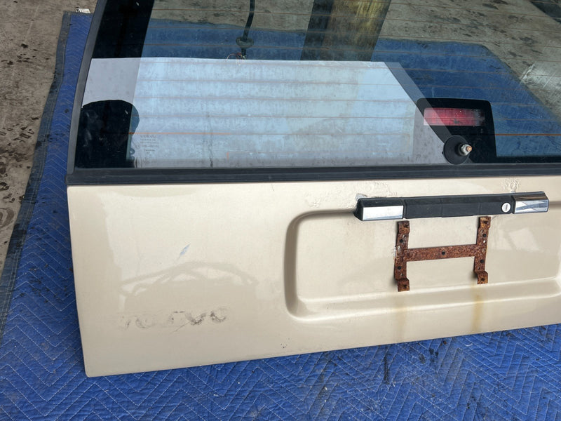 1992-1995 Volvo 940 740 Wagon Only Rear Hatch Assembly w/ Window OEM #3299EM