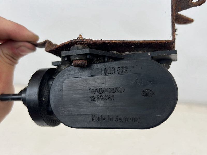 1990-1992 Volvo 740 745 940 Cruise Control Vacuum Pump 1273226 OEM #5911EM