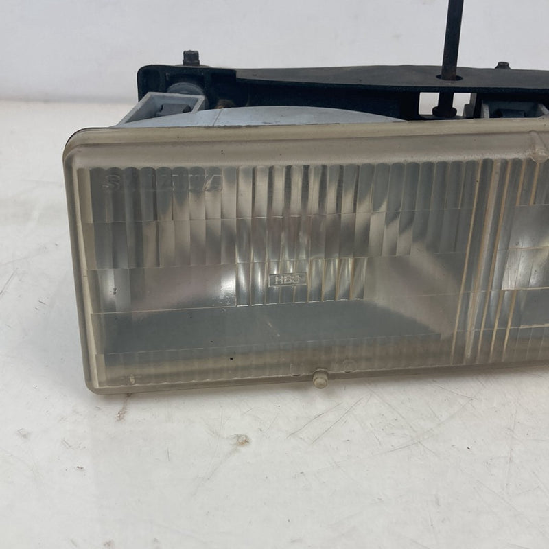 1995-1998 Chevrolet Silverado 2500 GMT400 Headlight Left 15034929 OEM