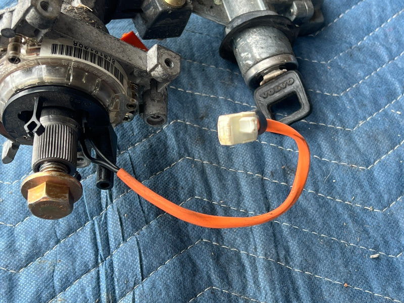 1992-1995 Volvo 940 740 Steering Column Ignition w/ Key & Clock Spring OE#3257EM
