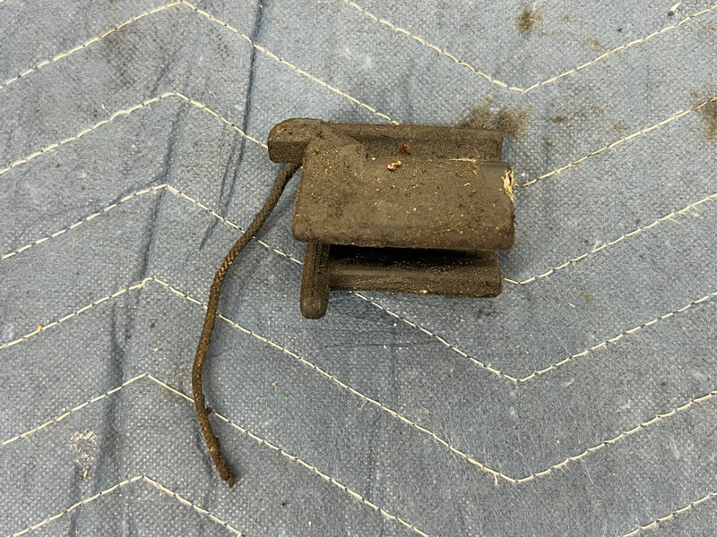 1984-1989 Volvo 740 760 Sedan Battery Hold Down Clamp Bracket Clip OEM #2618EM