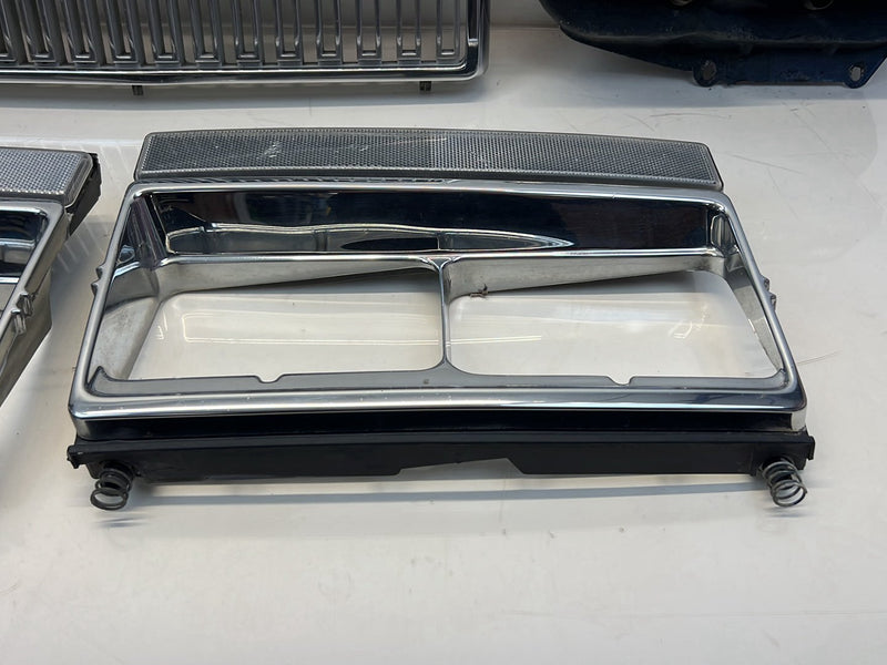 1975-1980 Volvo 244 240 Quad Headlight Set w/ Coffin Grille & Trim OEM #5294EM