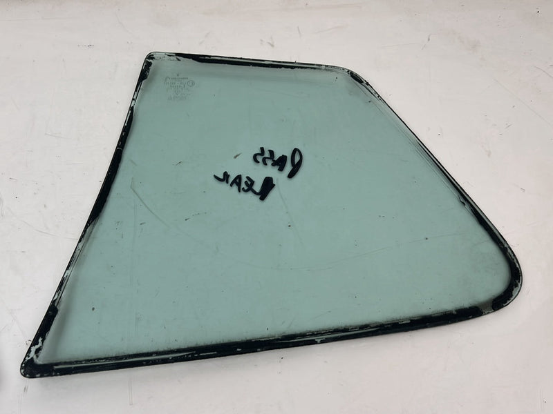 1983-1985 Porsche 944 Left Right Rear Quarter Window Glass Pair OEM #5638EM