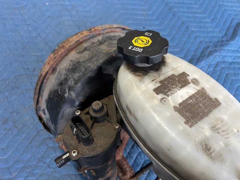 1999-2007 Chevy Silverado Brake Booster Master Cylinder Assembly OEM #1600CN