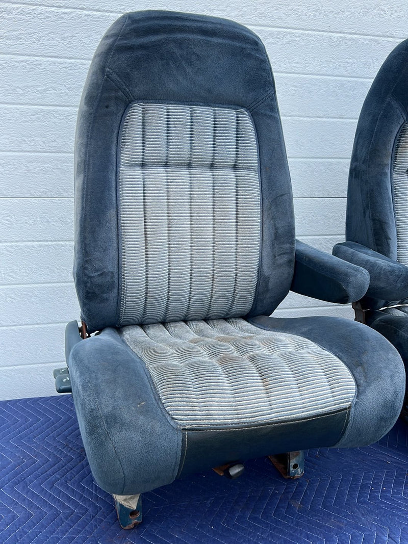 1988-1994 Chevrolet Silverado GMC Front Seat Two-Tone Blue Cloth Pair OE #5508EM