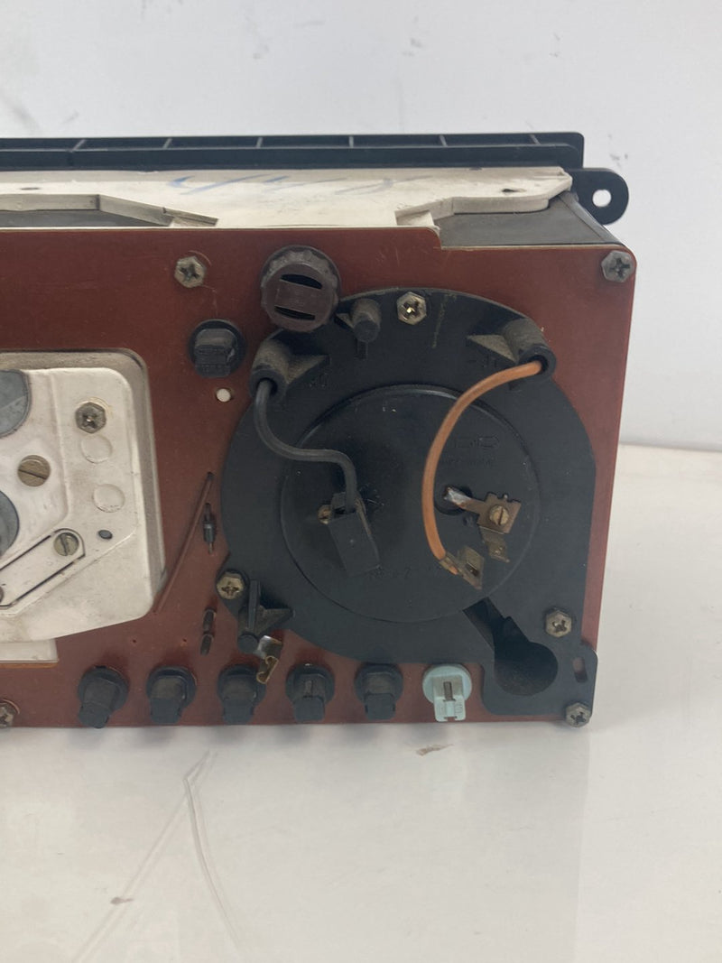 1975-1980 Volvo 244 Gauge Cluster Diesel Speedometer 1259826 1259860 OEM #4265M