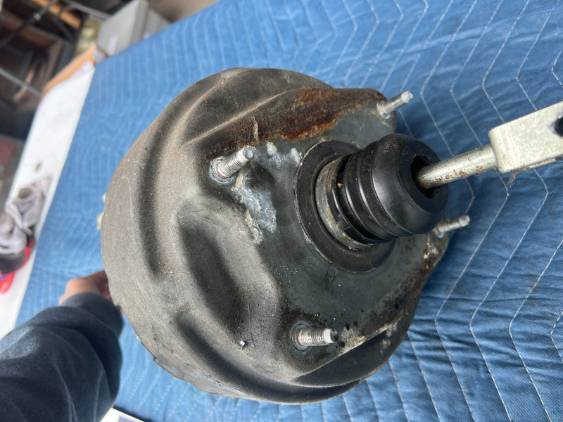 1986-1993 Volvo 240 244 245 Brake Booster & Master Cylinder Assembly OEM #4123EM