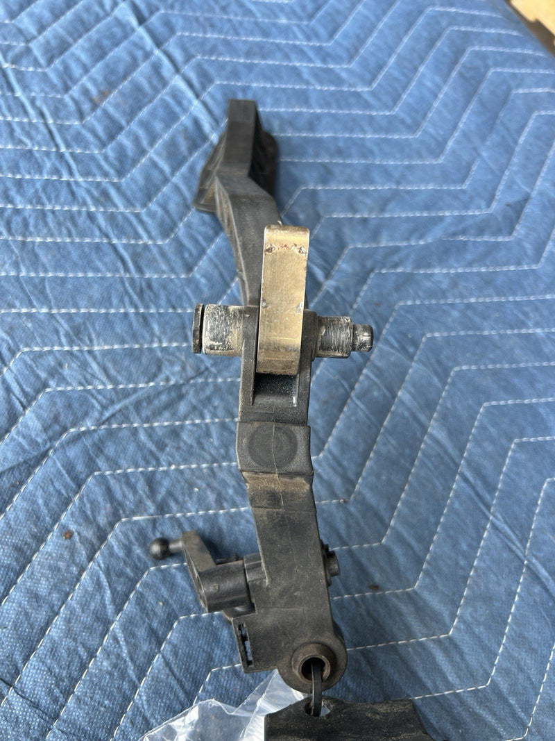 1993-1997 Volvo 850 850R V70 Cable Operated Gas Pedal Accelerator 6842390 #4478E