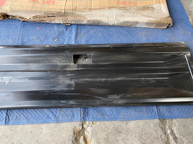 1973-1979 Ford F Series F100 F150 P/U Truck Tailgate Styleside NOS #946E