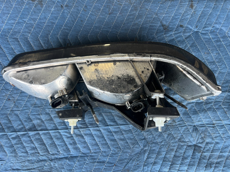1999-2002 Chevy Silverado GM 1500 2500 Upper RH & LH Headlight Pair OEM #1732CN