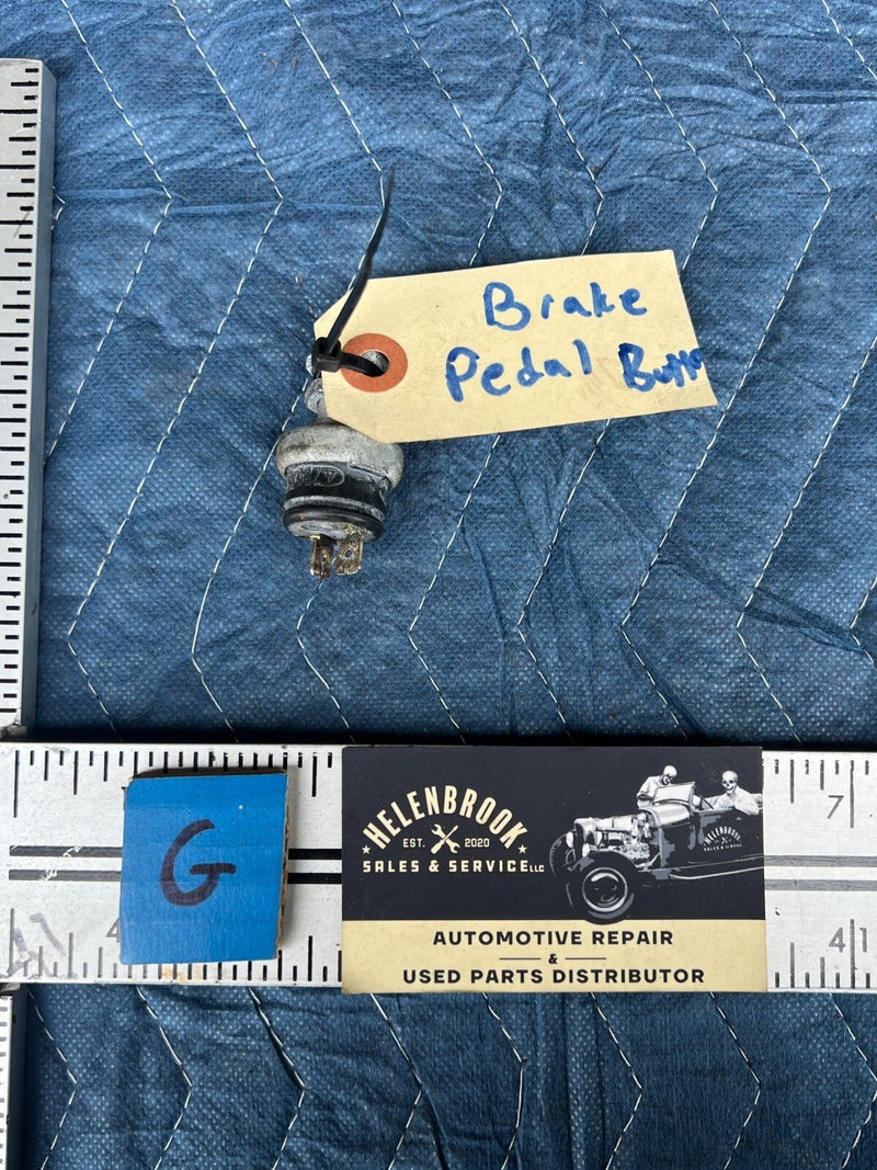 1983-1985 Porsche 944 Brake Pedal Light Button Switch 19012001 OEM #2535EM