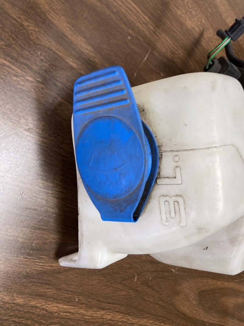 1999-2005 Volkswagen VW Jetta MK4 Windshield Washer Reservoir Jug OEM #2407M