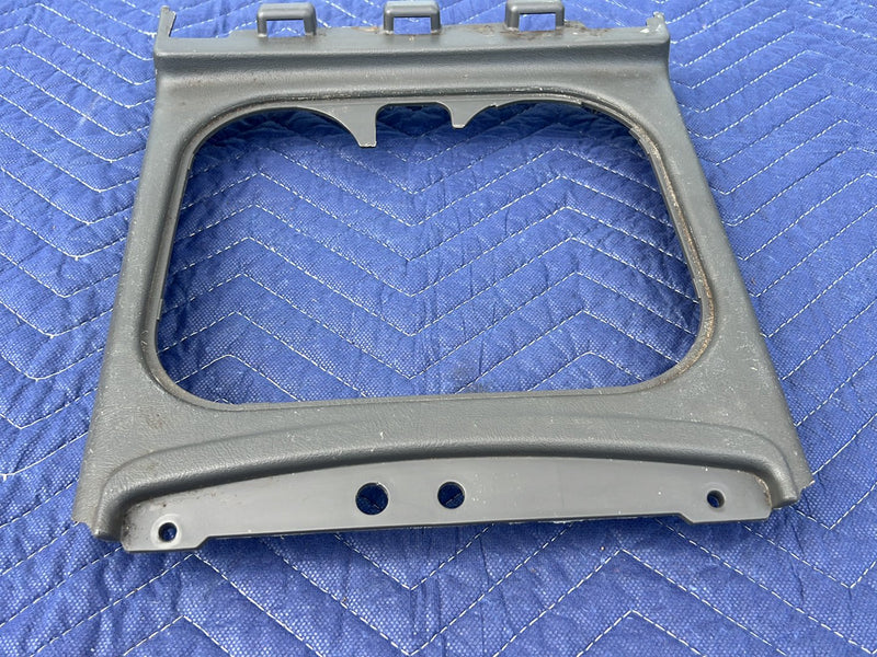 Chevrolet Silverado - Center Console Trim PN: 15070499