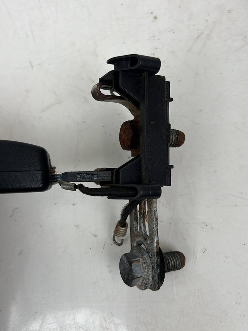 1993-1997 Volvo 850 Wagon Rear Seat Belt Buckle Receiver Set of 3 OEM