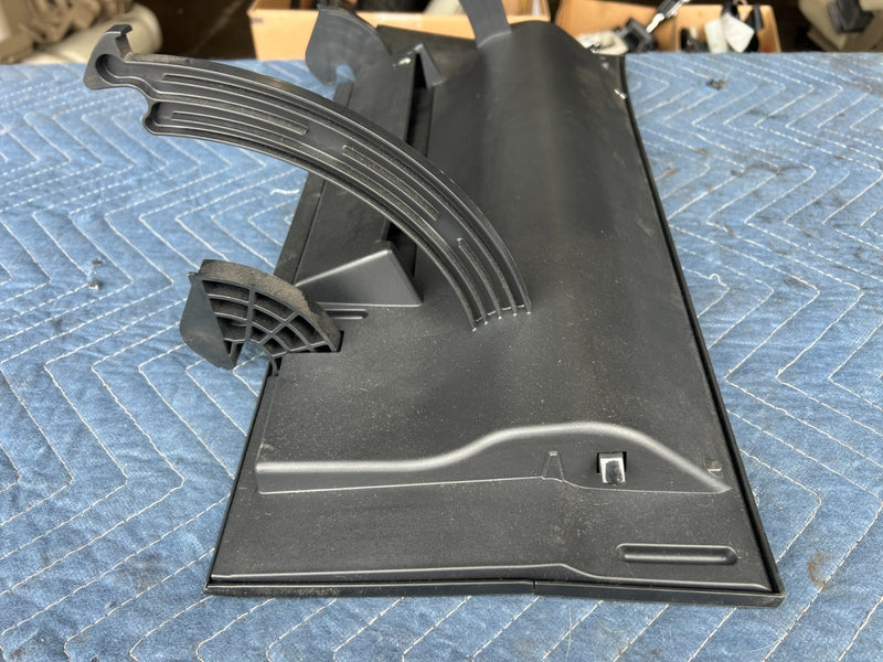 2008-2010 Nissan Rogue Glove Box Door Hatch Compartment Assembly OEM #2100CN