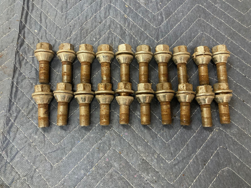 2005 2006 2007 Volvo S60R S60 V70R Complete Set Lug Nuts Bolts OEM #1492M
