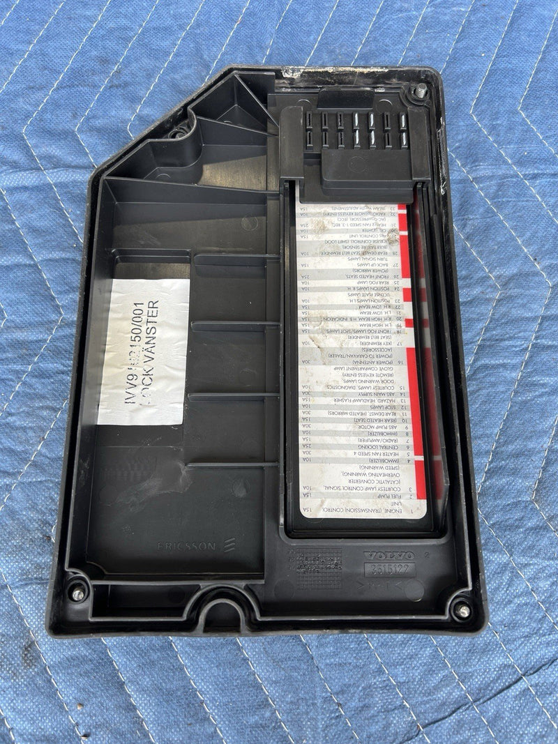 1993-1997 Volvo 850 850R V70 Engine Bay Fuse Box Cover Lid 3515122 OEM #4494E