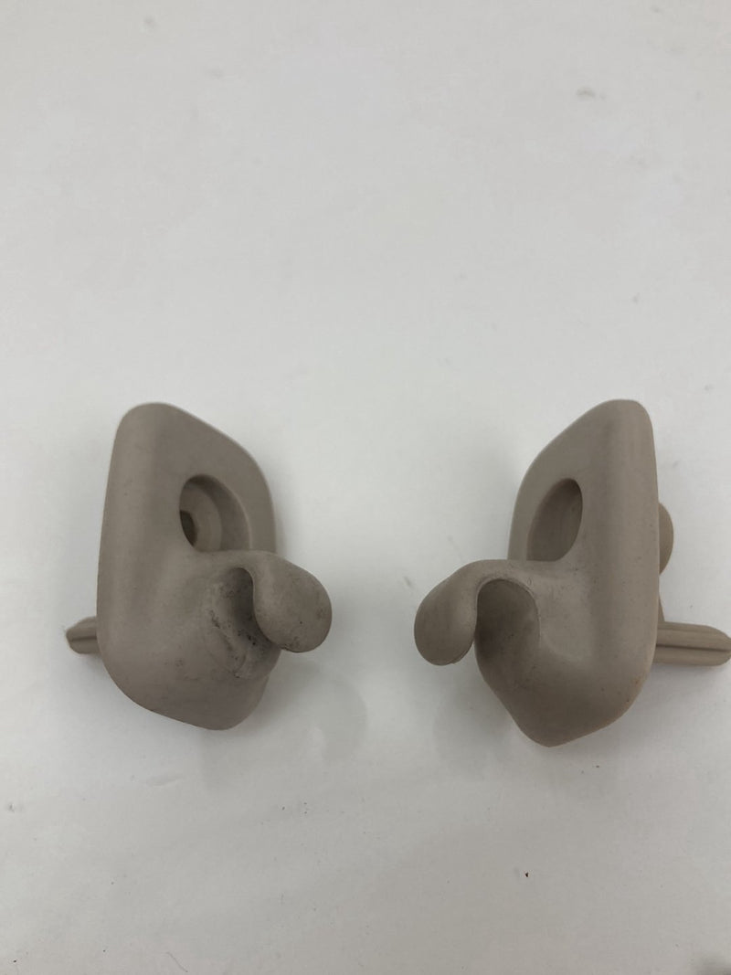 1992 Volvo 940 944 - Sun Visor Retaining Clip