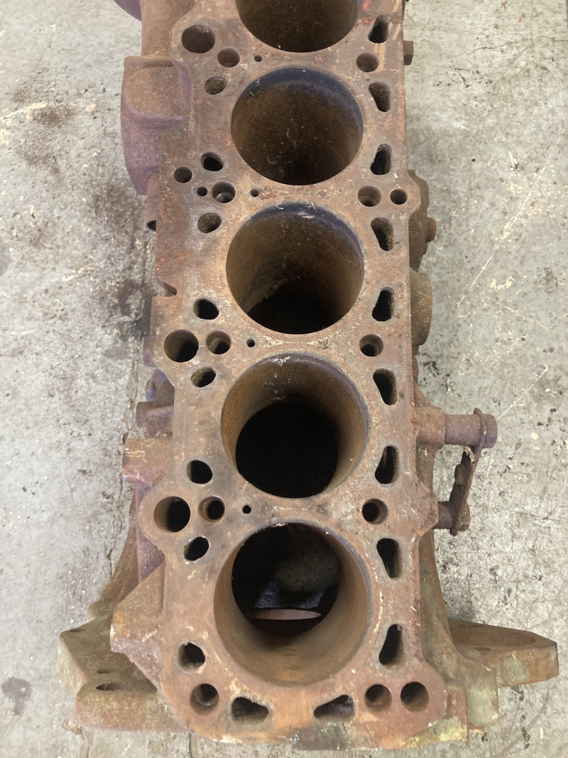 1980 Volvo 244 - Short Block