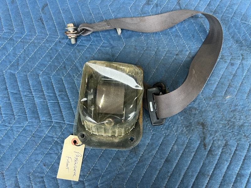 1985-1988 Suzuki Samurai SJ413 Passenger Front Seatbelt Retractor OEM #2318CN