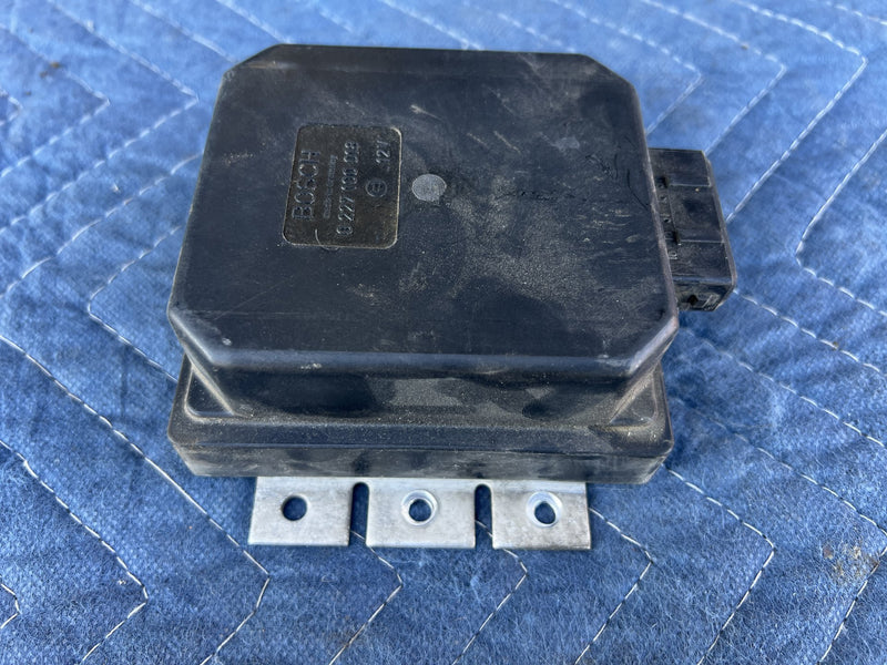1975-1980 Volvo 240 - Ignition Control Module EZK PN: 0227100018