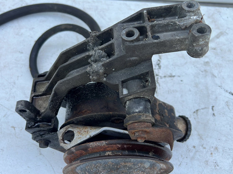 1975-1980 Volvo 244 240 Power Steering Pump & Bracket OEM #5428EM