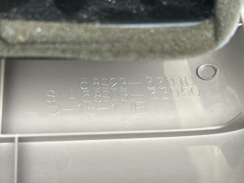 2002-2006 Toyota Camry Rear Center  Vent Console & Trim Bezel  Tan OE #73DU
