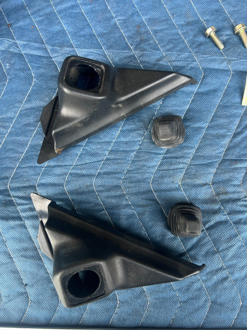 1986-1993 Volvo 240 244 245 RH & LH Side Mirror Manual Adjustment Set OE #4089EM