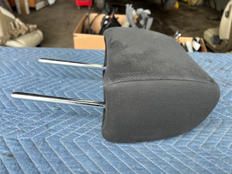 2008-2010 Nissan Rogue RH Passenger Seat Front Headrest Cloth OEM #2102CN