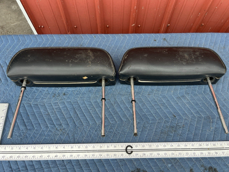 1968-1983 BMW 2002 Ti Tii E10 E21 Black Front Head Rest Pair LH RH OEM #3928M