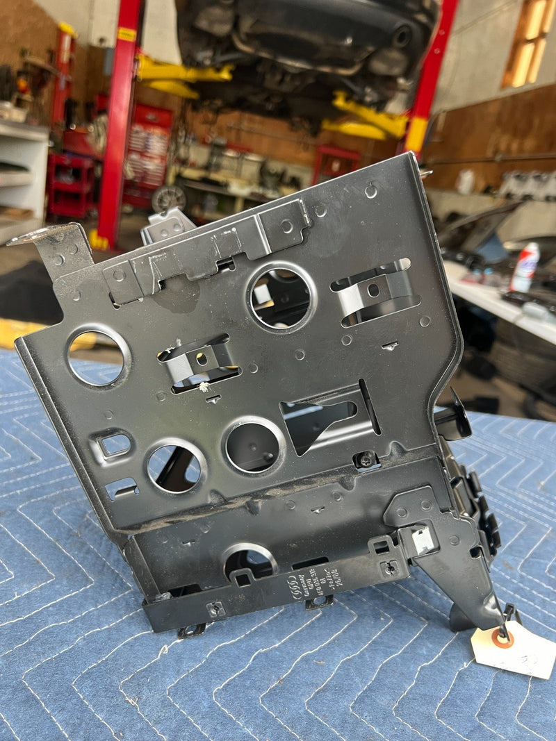 2005-2011 Audi A6 Rear DVD Amp Stereo Radio Mount Bracket 4F0035209C OEM #3381EM
