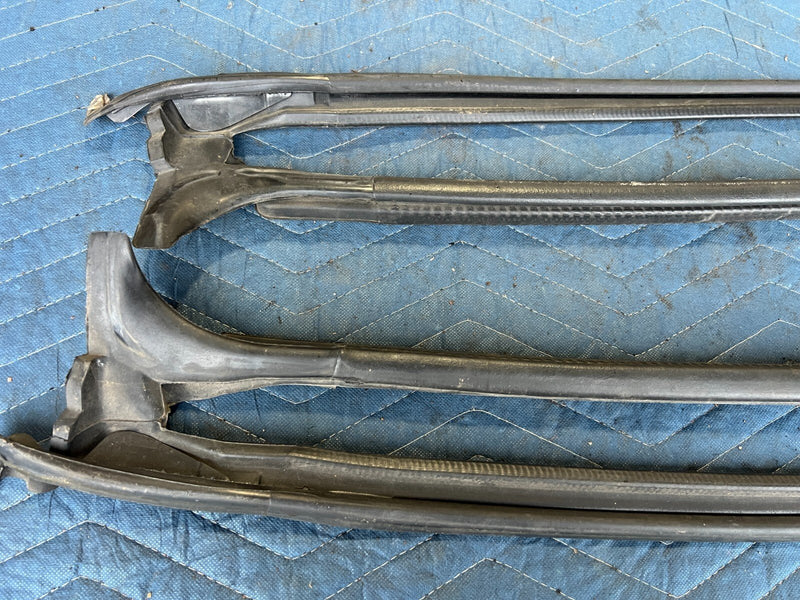 1999-2007 Chevrolet Silverado Rear Door Weather Seal Gasket Pair OEM #6503EM