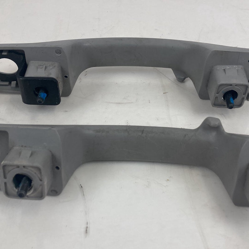 2003-2006 Volvo XC90 Ceiling Overhead Grab Handle Pair Gray P28 OEM #4823M