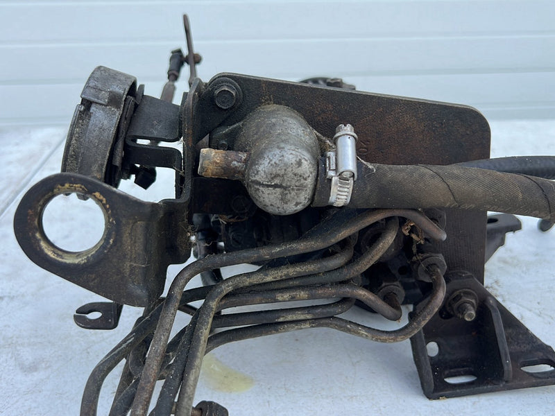 1975-1980 Volvo 244 D24 Diesel Bosch Fuel Injection Pump w/ Linkage OEM #5430EM