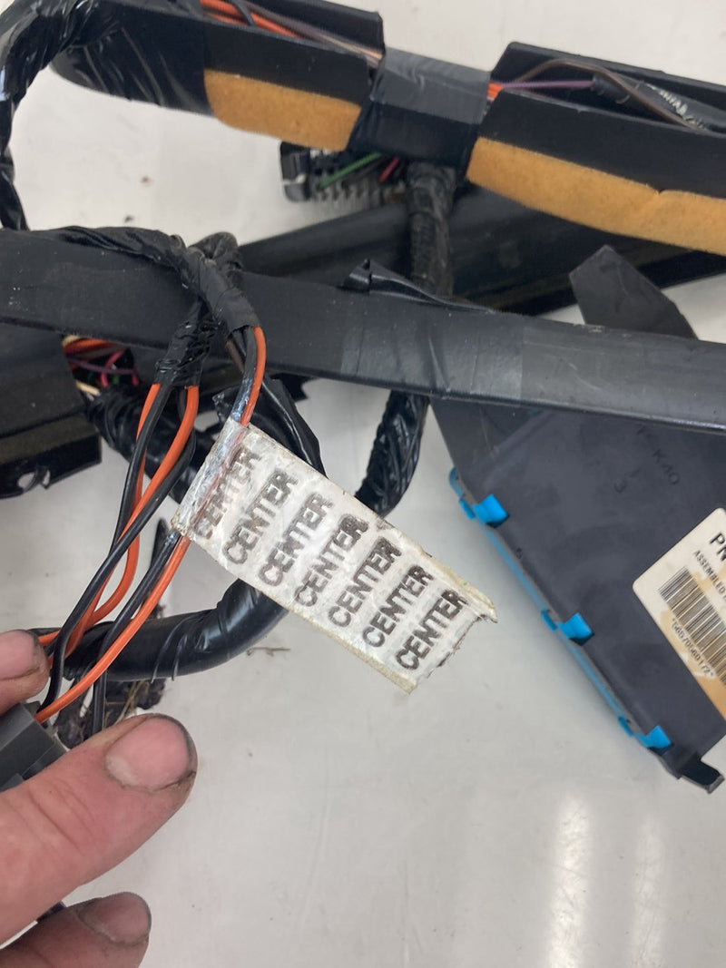 1995-1998 Chevrolet Silverado 2500 GMT400 Dash & Body Wiring Harness OEM