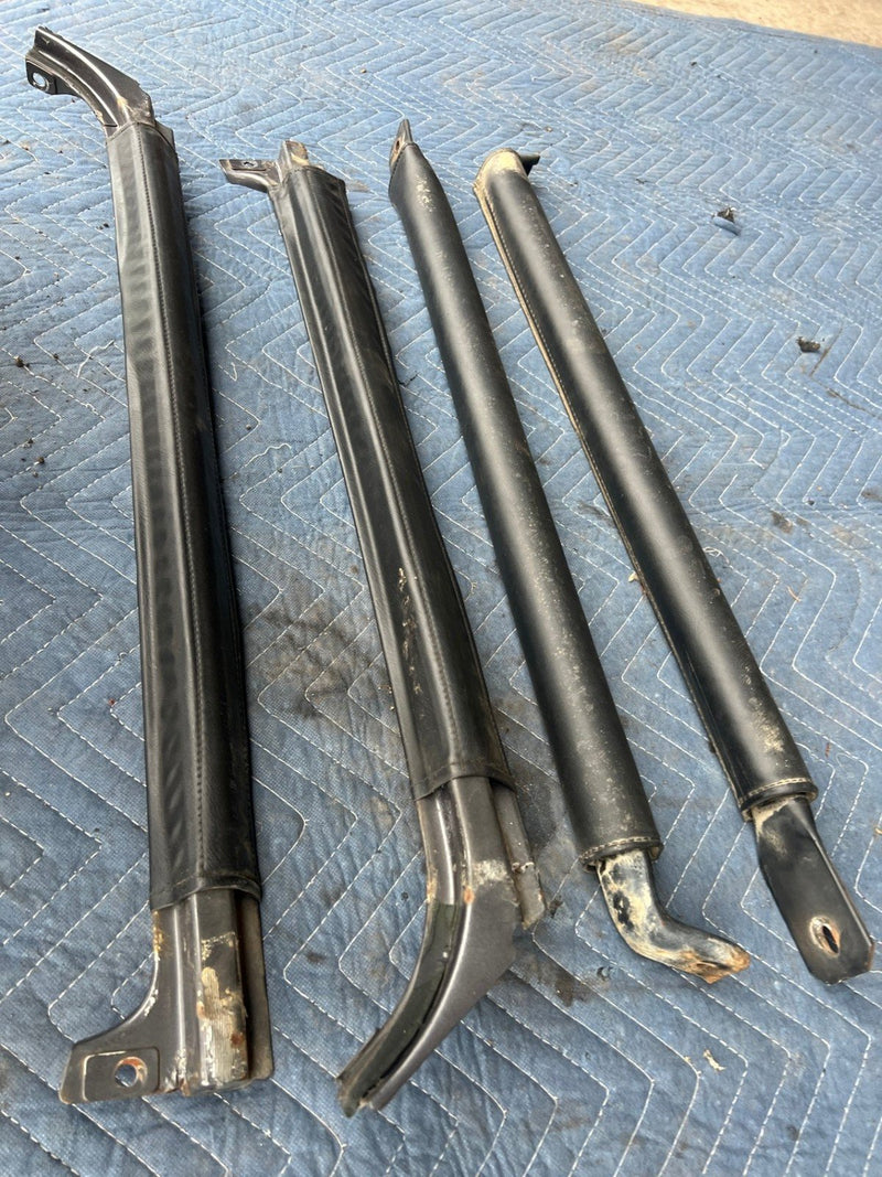 1985-1988 Suzuki Samurai SJ413 Body/Door Mould Door Rails OEM