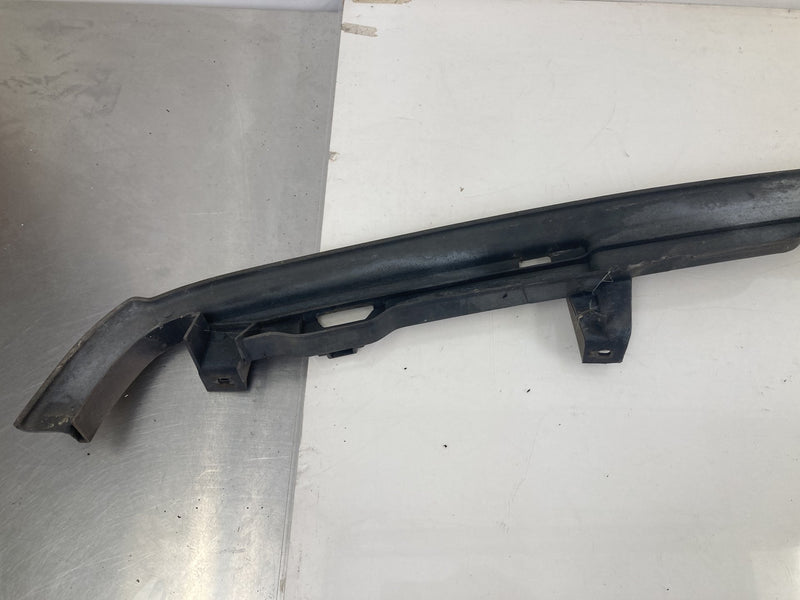 1995-1998 Chevrolet Silverado 2500 GMT400 Bumper Trim 159973413 OEM