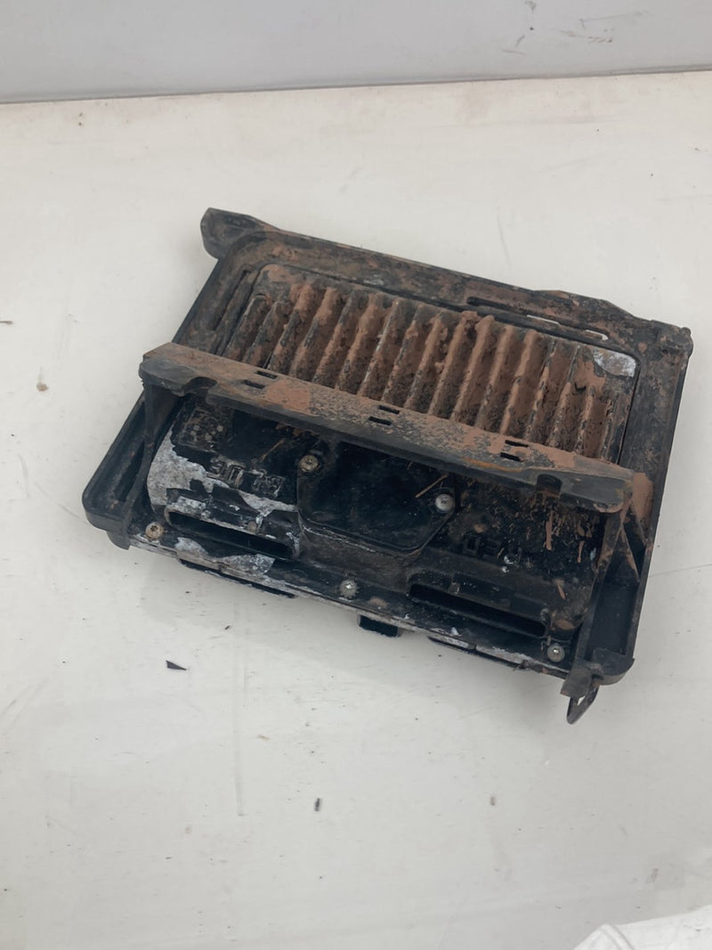 1996 Chevrolet Silverado GMT800 - Engine Control Module ECU PN: BABC 8145693 160999